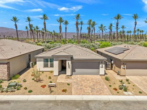 51805 Pinnacle Vista Drive