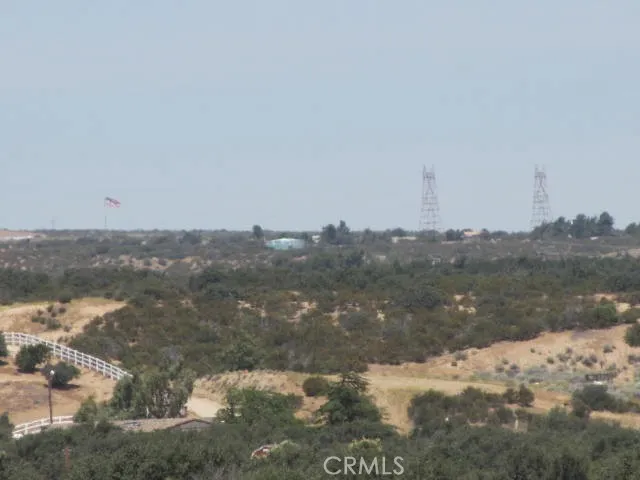 28 Fremontia Oak Hills, CA 92344