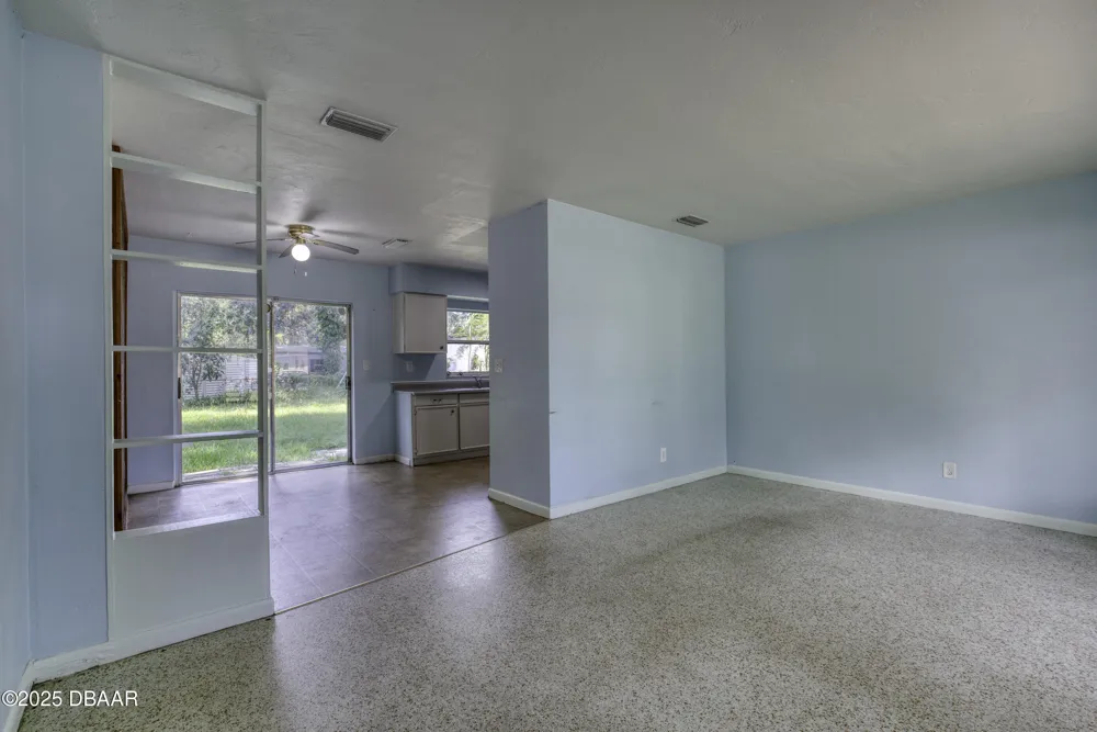 1133 Bradenton Road Daytona Beach, FL 32114