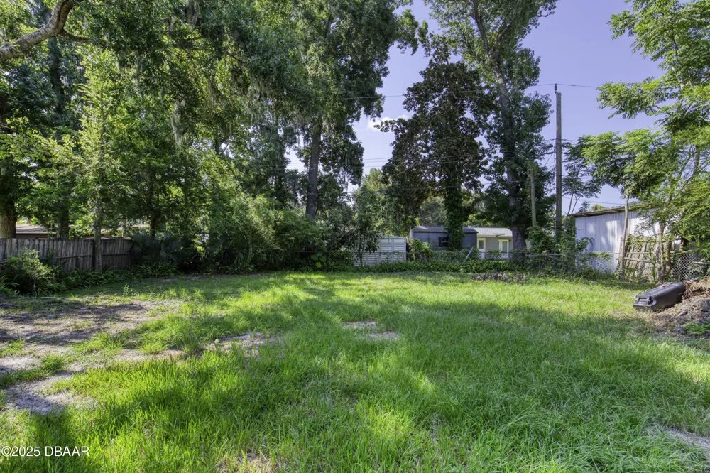 1133 Bradenton Road Daytona Beach, FL 32114