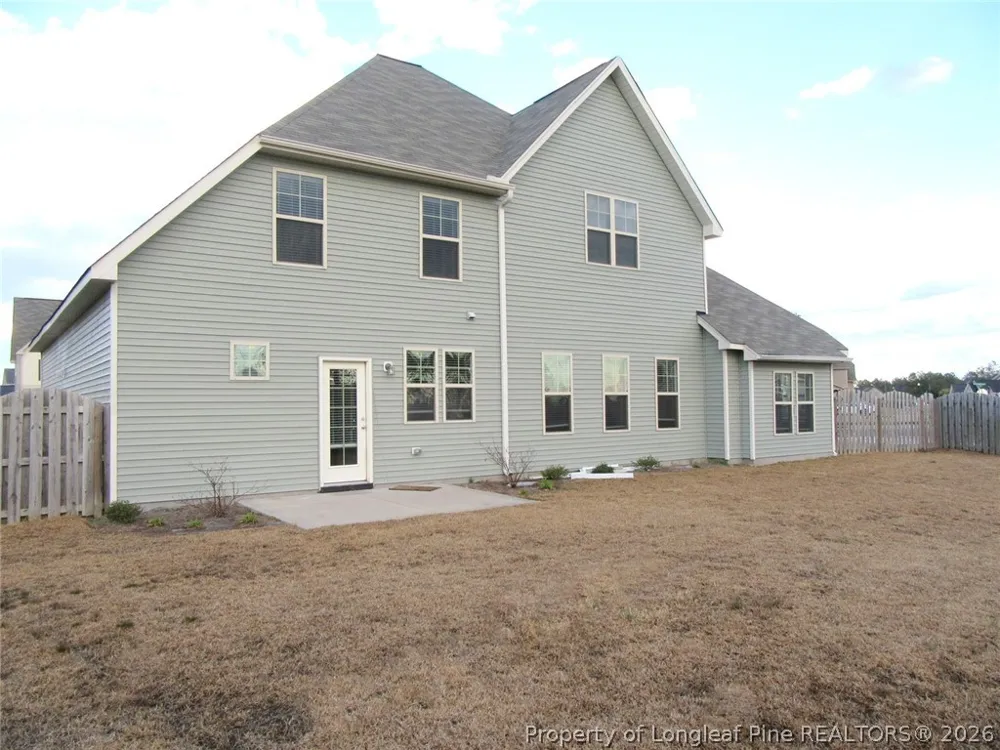 512 Rossendale Drive Hope Mills, NC 28348