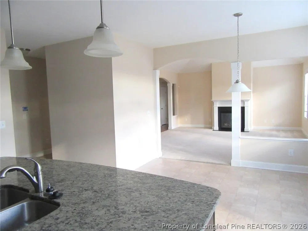 512 Rossendale Drive Hope Mills, NC 28348