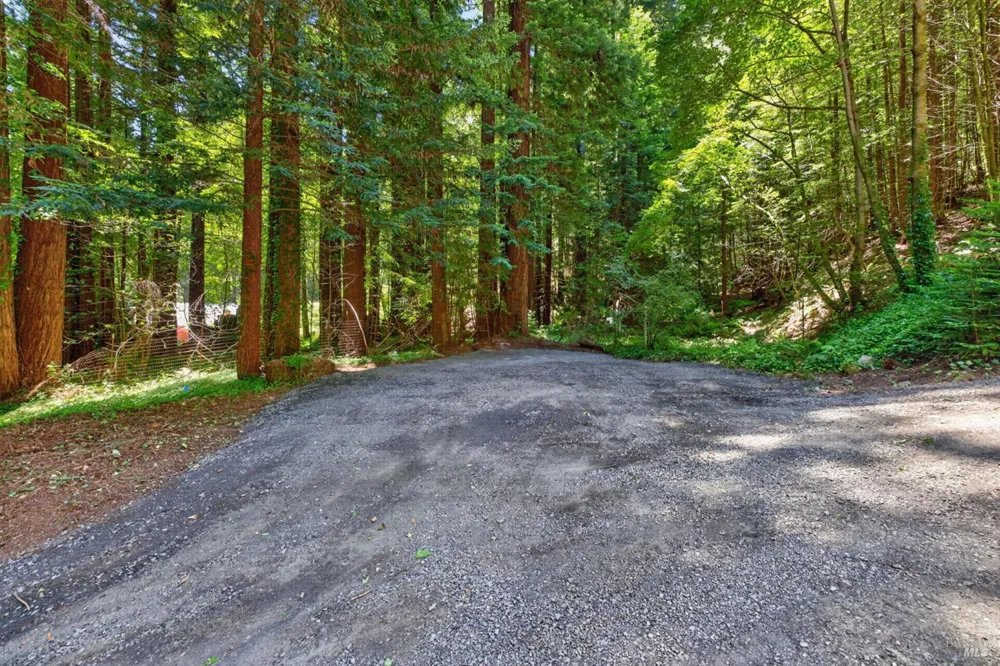 1585 Cazadero Highway Cazadero, CA 95421