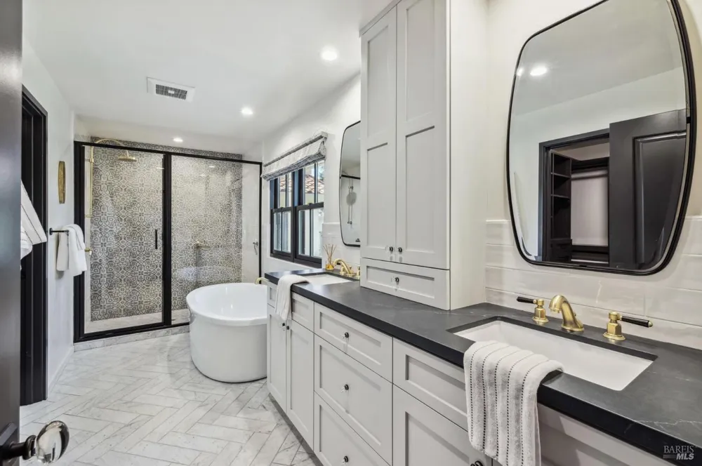 1929 Mora Avenue Calistoga, CA 94515