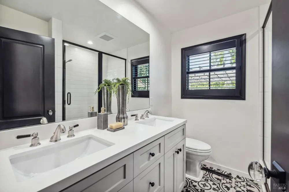 1929 Mora Avenue Calistoga, CA 94515