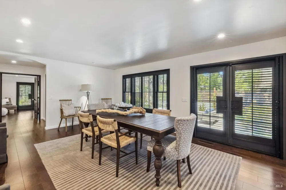 1929 Mora Avenue Calistoga, CA 94515
