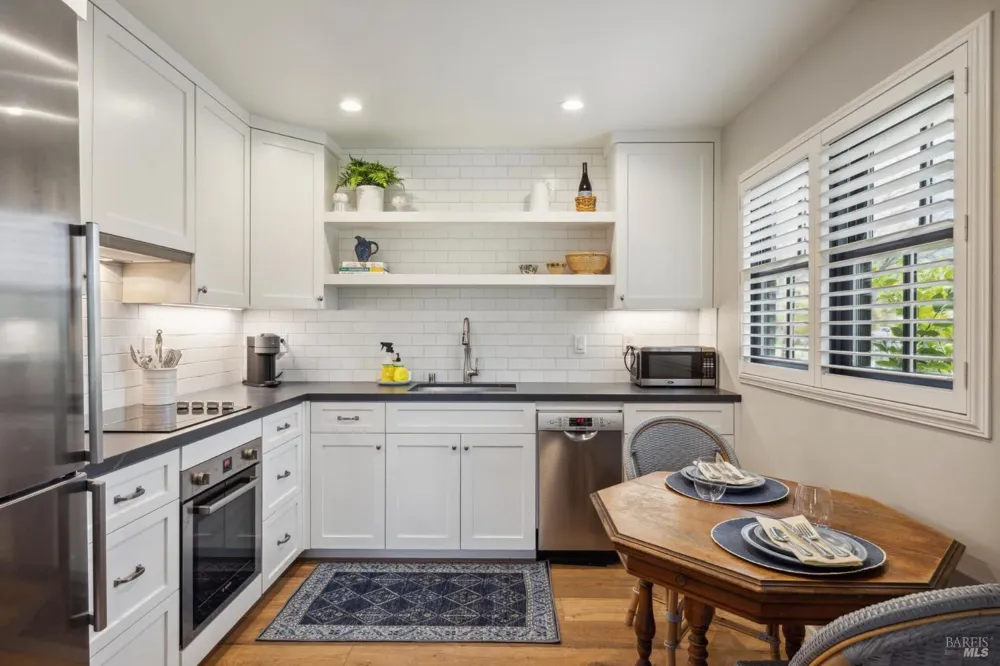 1929 Mora Avenue Calistoga, CA 94515