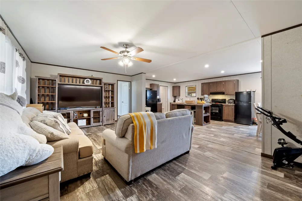 156 Daniel Drive Bertram, TX 78605