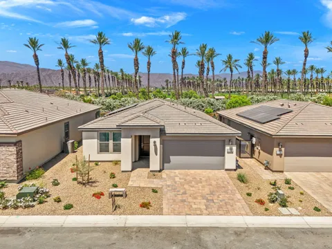 51805 Pinnacle Vista Drive
