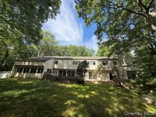 1117 Cedar Ridge Road Oyster Bay, NY 11771