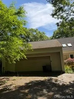 1117 Cedar Ridge Road Oyster Bay, NY 11771
