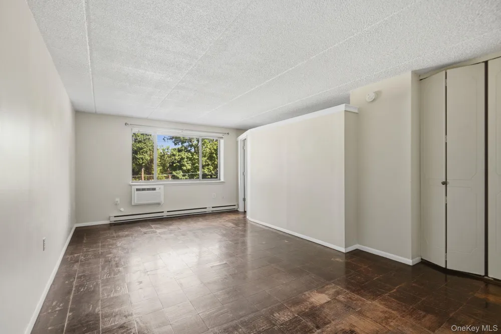 160 Academy Street #3P Poughkeepsie, NY 12601