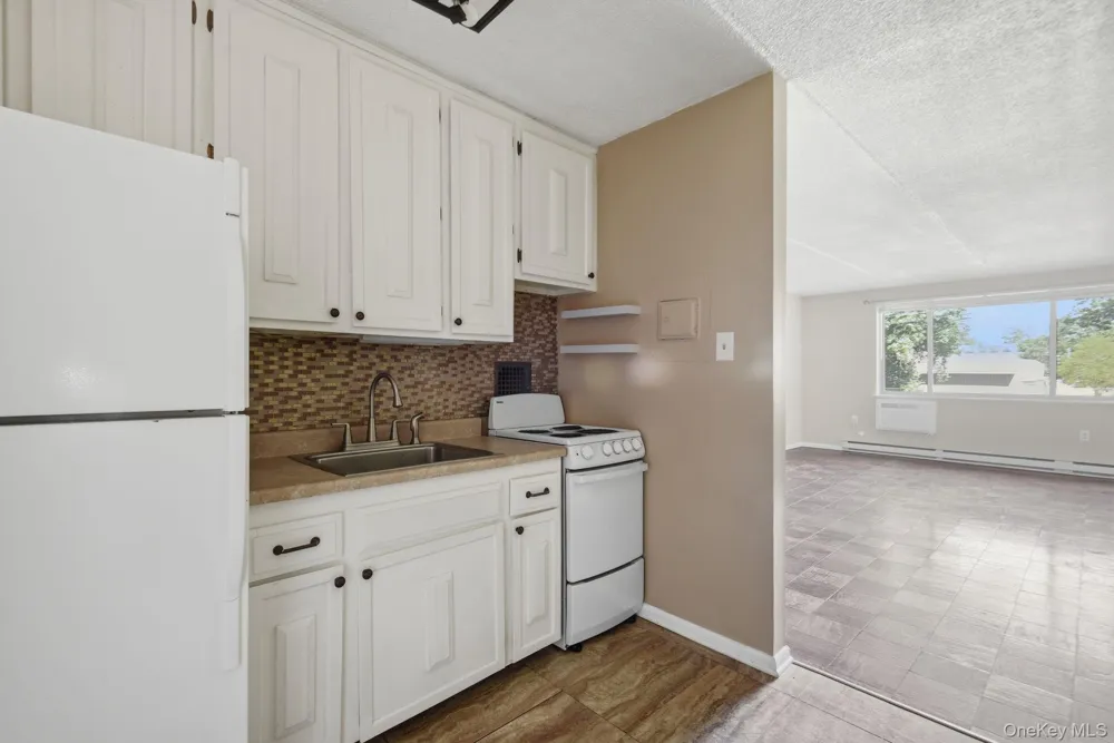 160 Academy Street #3P Poughkeepsie, NY 12601