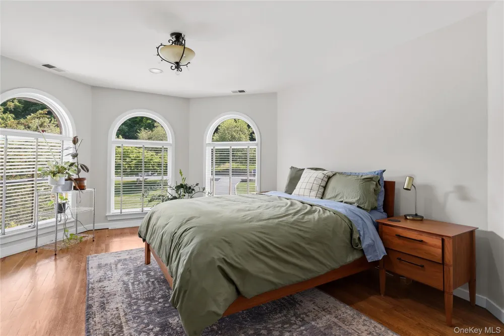 4 Fawn Lane Armonk, NY 10504