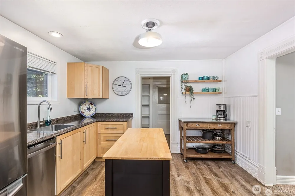 4900 Sequim Dungeness Way Sequim, WA 98382