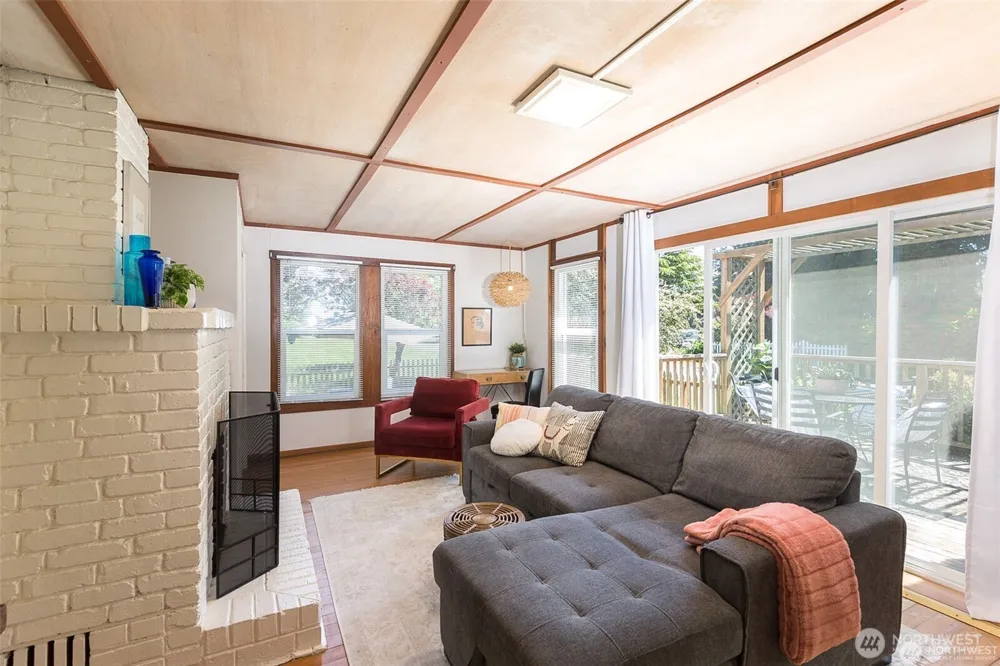 4900 Sequim Dungeness Way Sequim, WA 98382