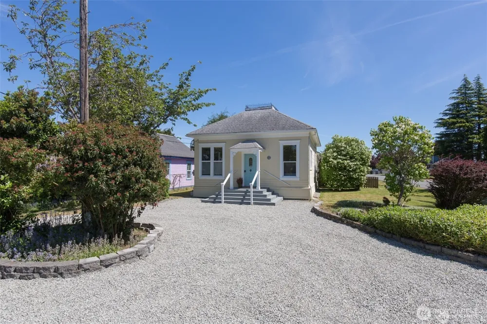 4900 Sequim Dungeness Way Sequim, WA 98382