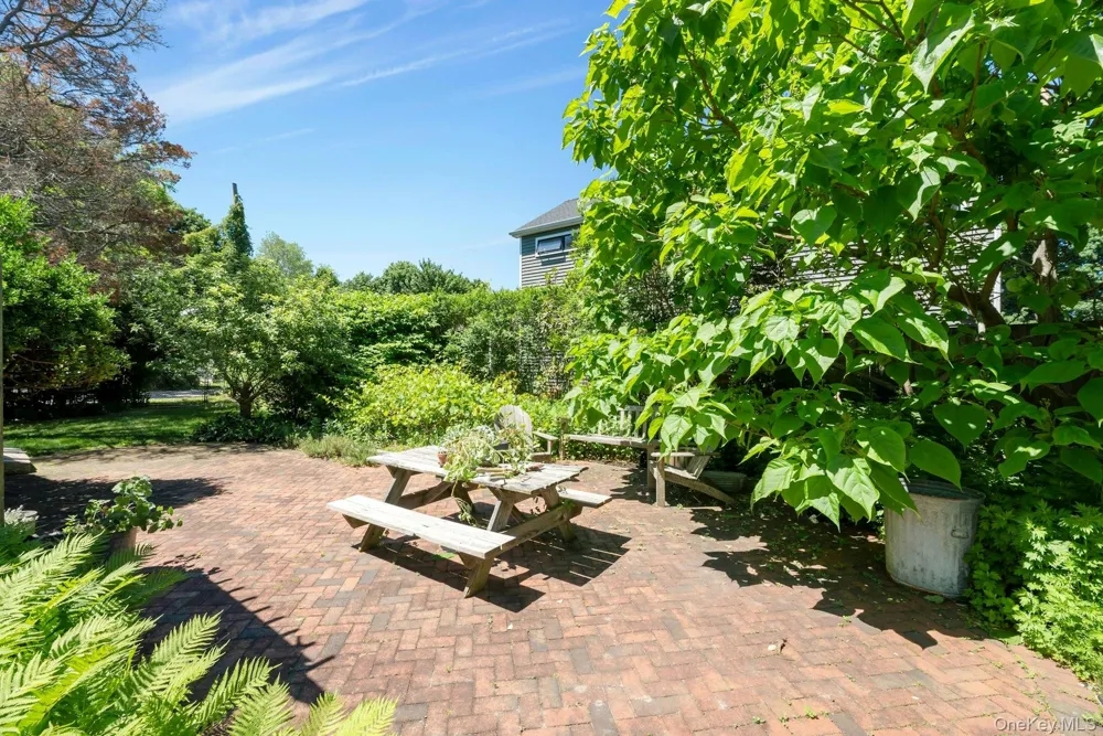 1100 7th Street Greenport, NY 11944