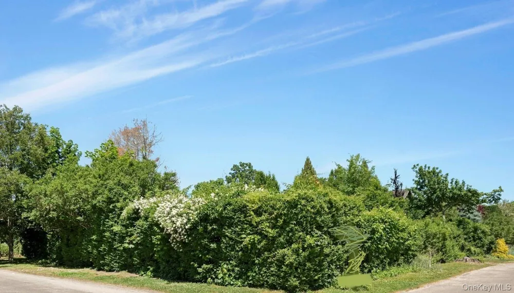 1100 7th Street Greenport, NY 11944