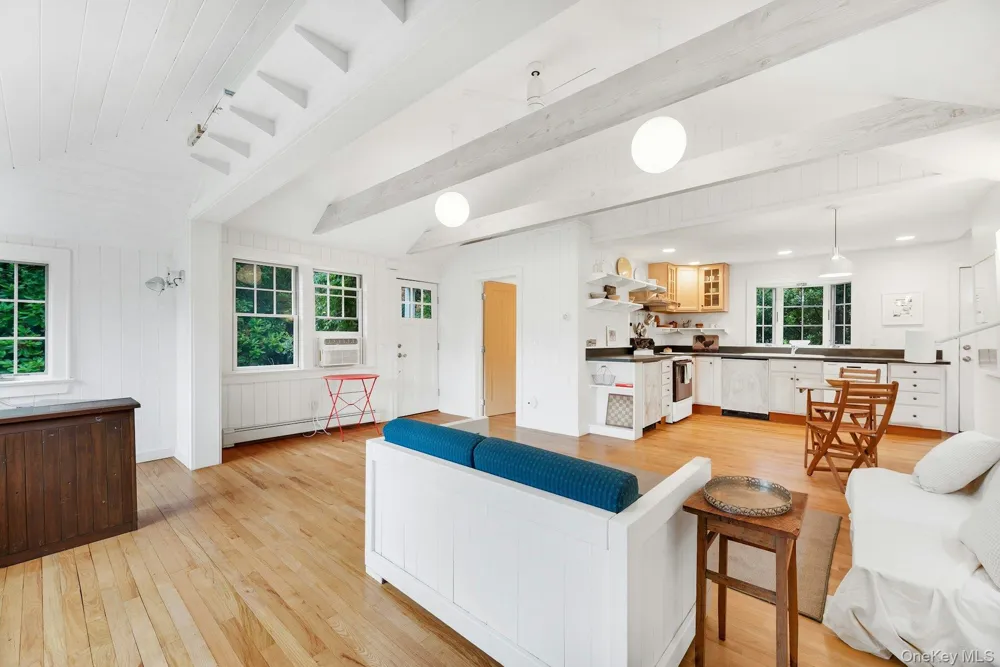 1100 7th Street Greenport, NY 11944