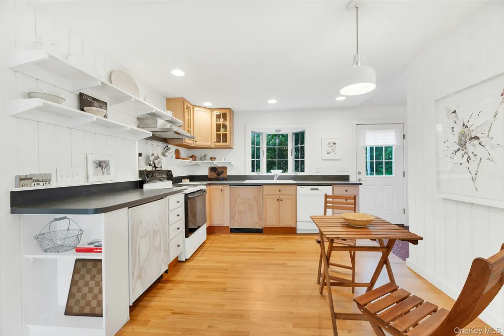 1100 7th Street Greenport, NY 11944