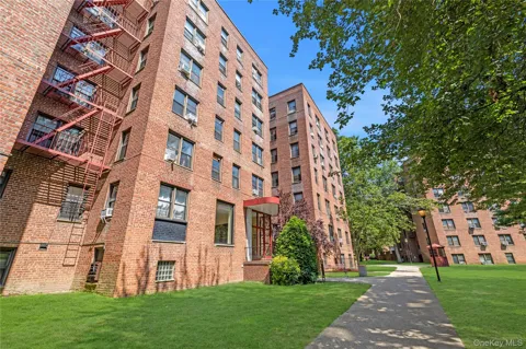 150-11 72nd Road #6E