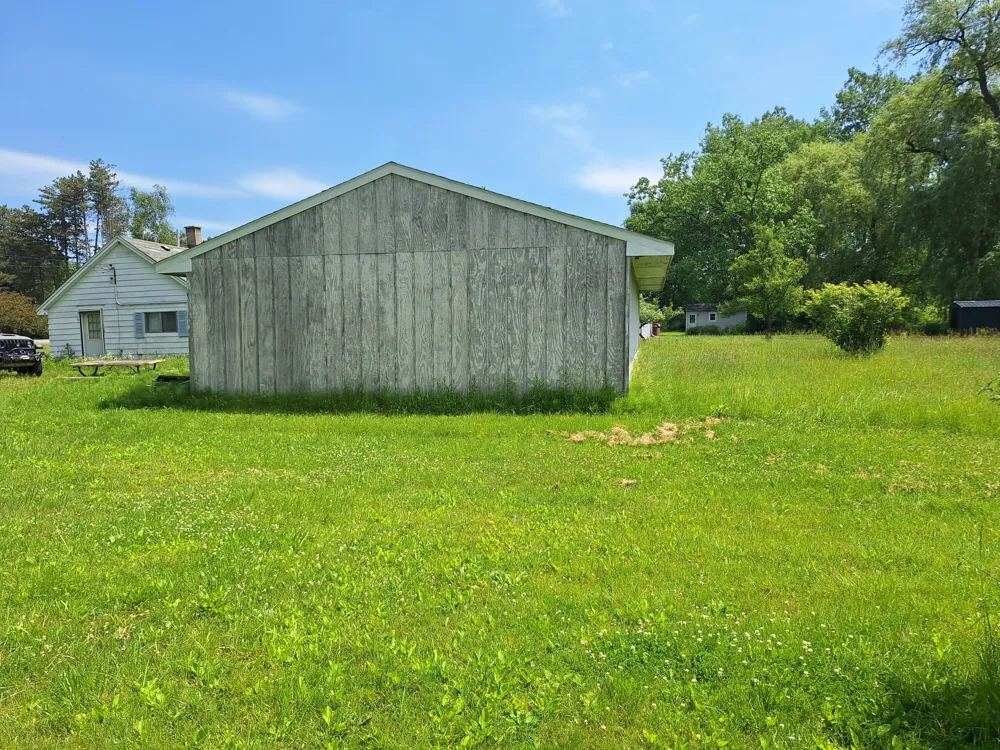 6010 Cannonsburg Road NE Cannon Township, MI 49306