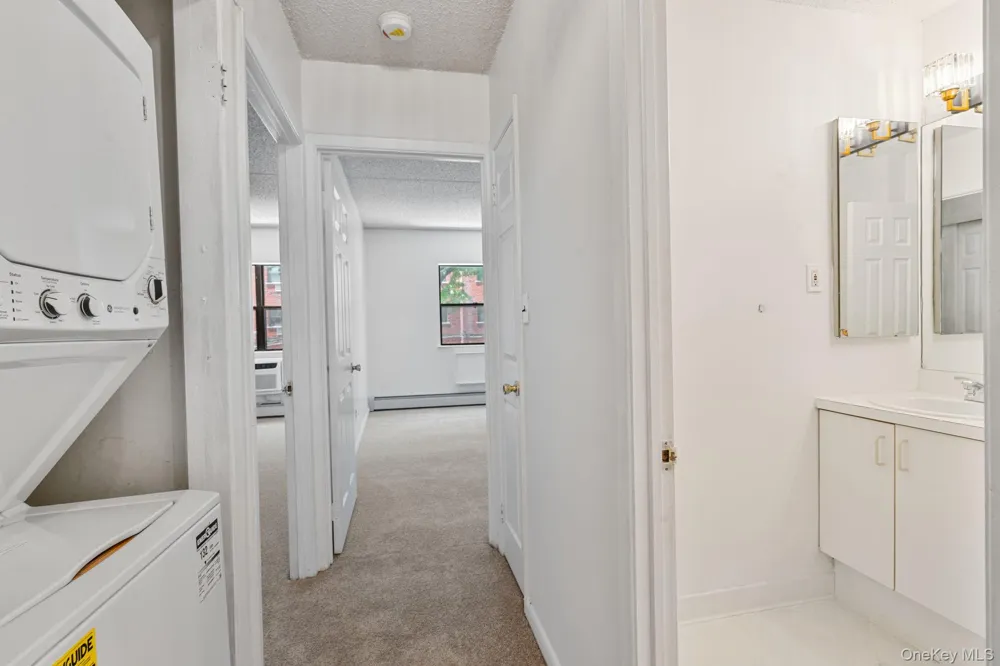 7108 Sutton Place #1 Fresh Meadows, NY 11365