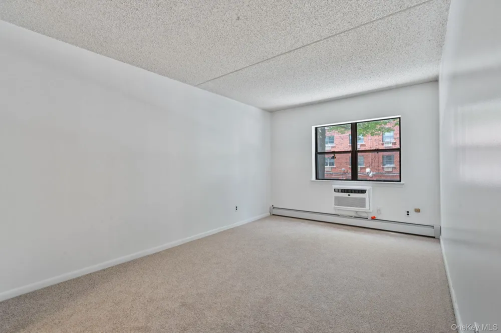 7108 Sutton Place #1 Fresh Meadows, NY 11365