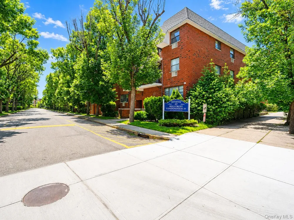 7108 Sutton Place #1 Fresh Meadows, NY 11365