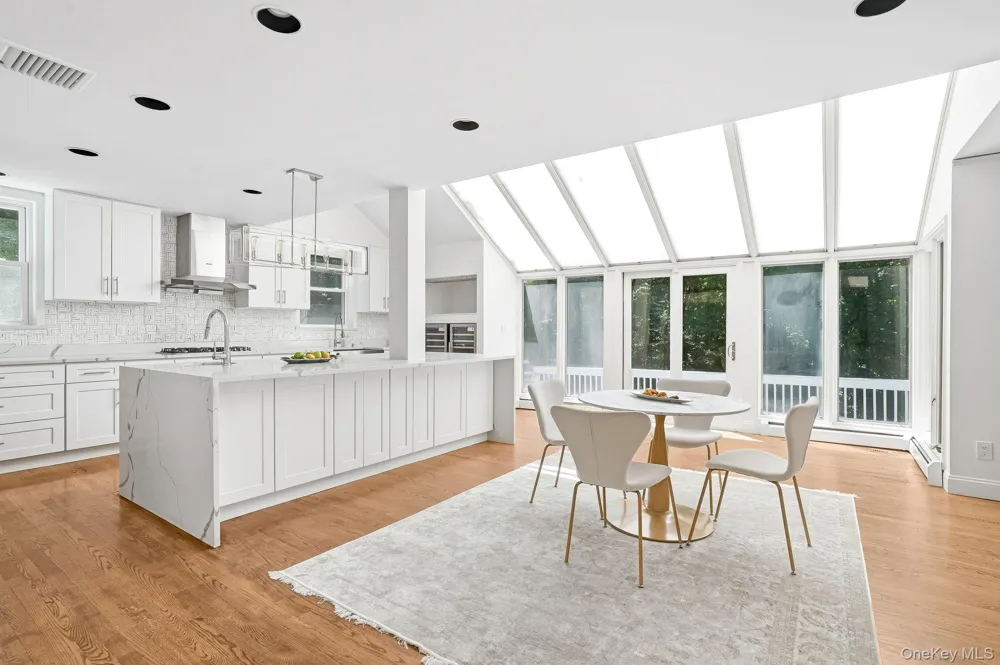12 Hearthstone Circle Scarsdale, NY 10583