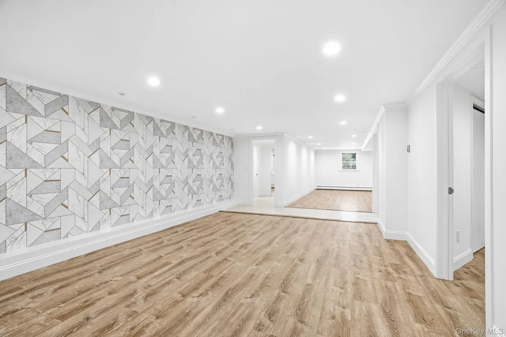 12 Hearthstone Circle Scarsdale, NY 10583