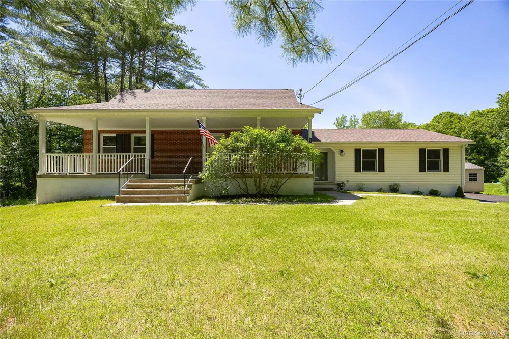 18 Cream Street Hyde Park, NY 12538