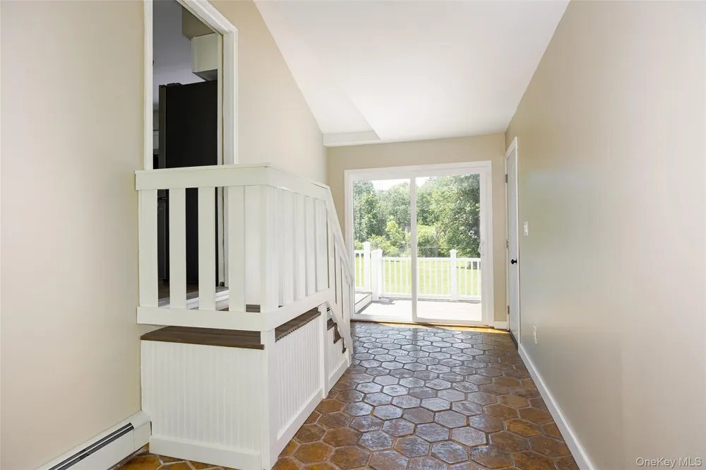 18 Cream Street Hyde Park, NY 12538