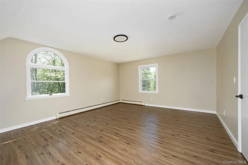 18 Cream Street Hyde Park, NY 12538