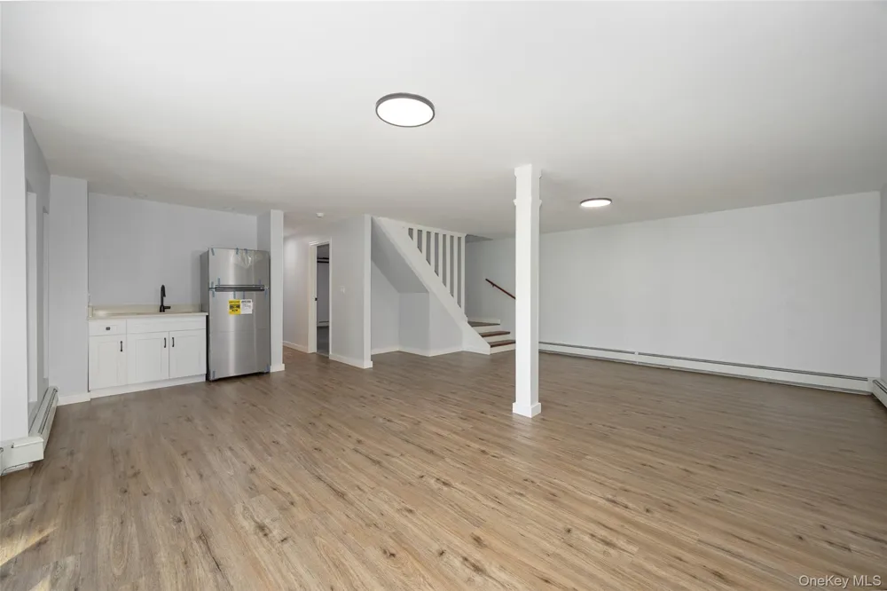 18 Cream Street Hyde Park, NY 12538
