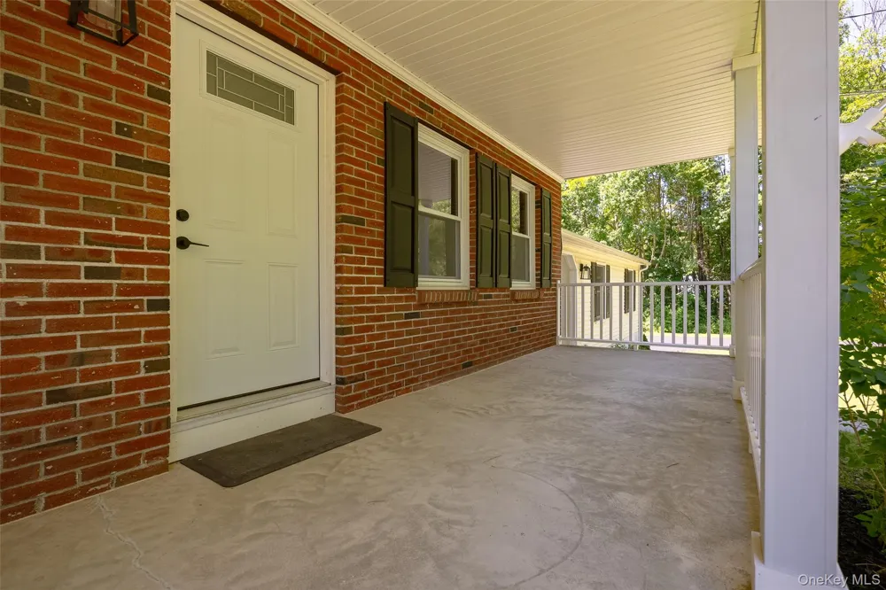18 Cream Street Hyde Park, NY 12538