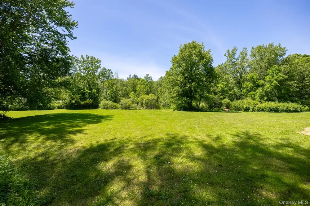 18 Cream Street Hyde Park, NY 12538