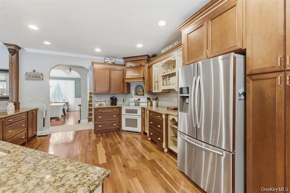 6 Foxwood Road New Paltz, NY 12561