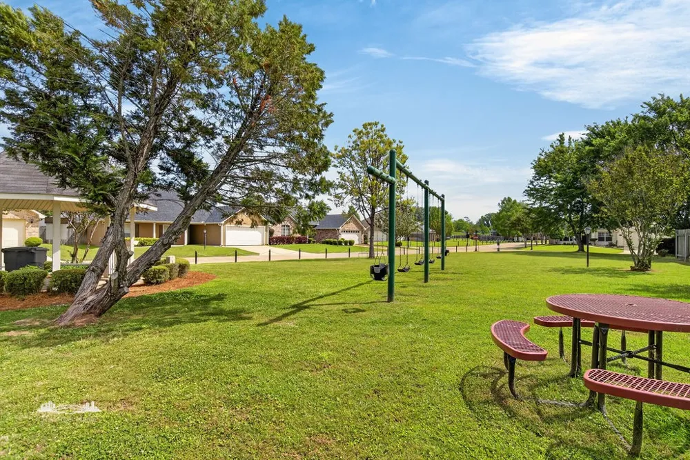 136 Presido Lane Shreveport, LA 71115