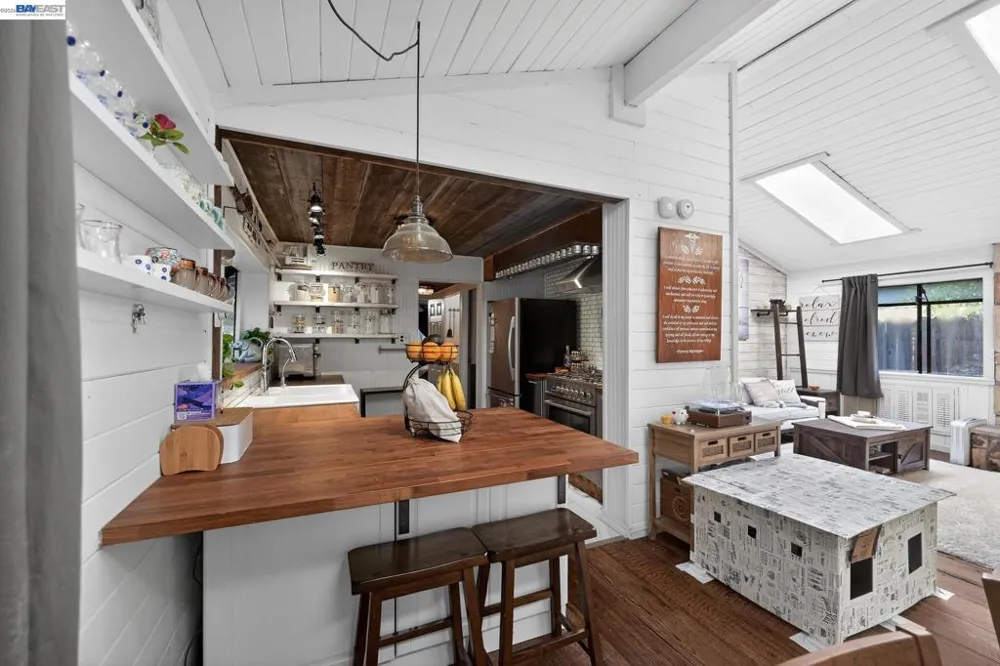 2989 Singalong Way Sunol, CA 94586