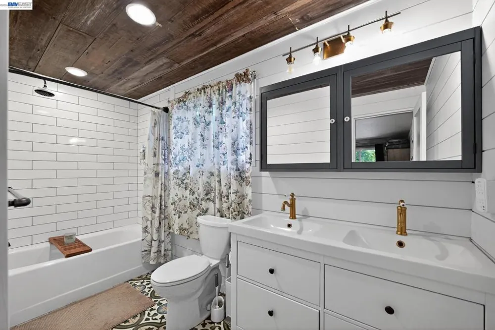 2989 Singalong Way Sunol, CA 94586