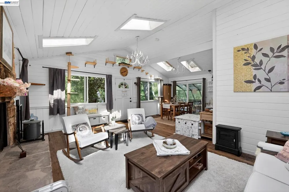 2989 Singalong Way Sunol, CA 94586