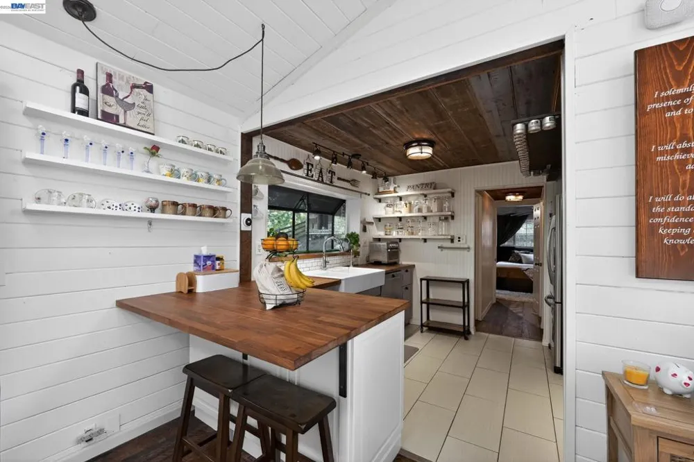 2989 Singalong Way Sunol, CA 94586