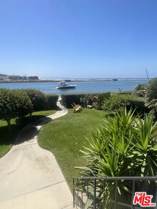21 Via Marina #7 Marina del Rey, CA 90292