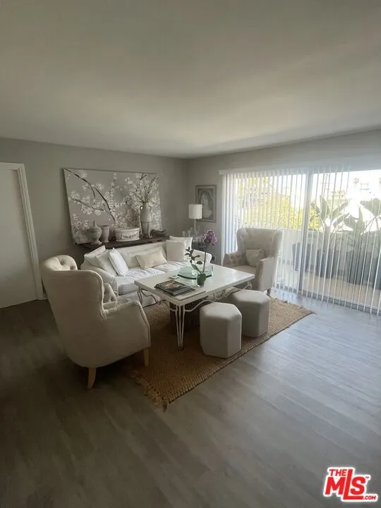 21 Via Marina #7 Marina del Rey, CA 90292