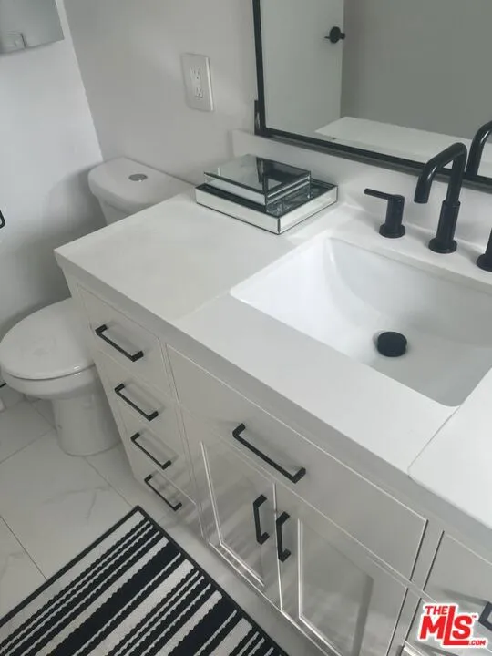 21 Via Marina #7 Marina del Rey, CA 90292