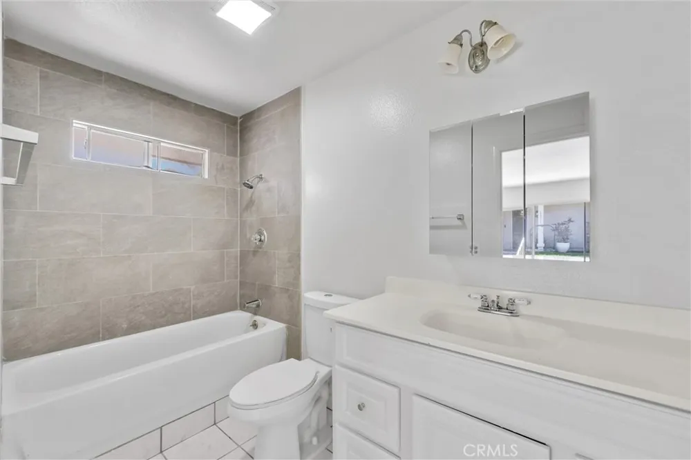 24801 Via San Marco Aliso Viejo, CA 92656