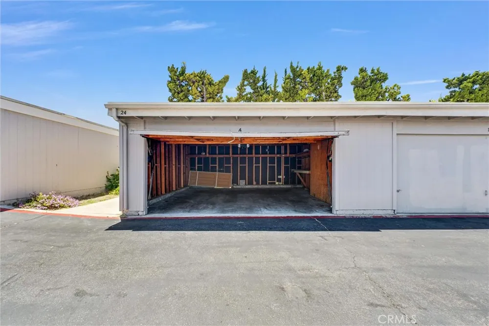 24801 Via San Marco Aliso Viejo, CA 92656