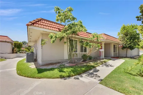 24801 Via San Marco